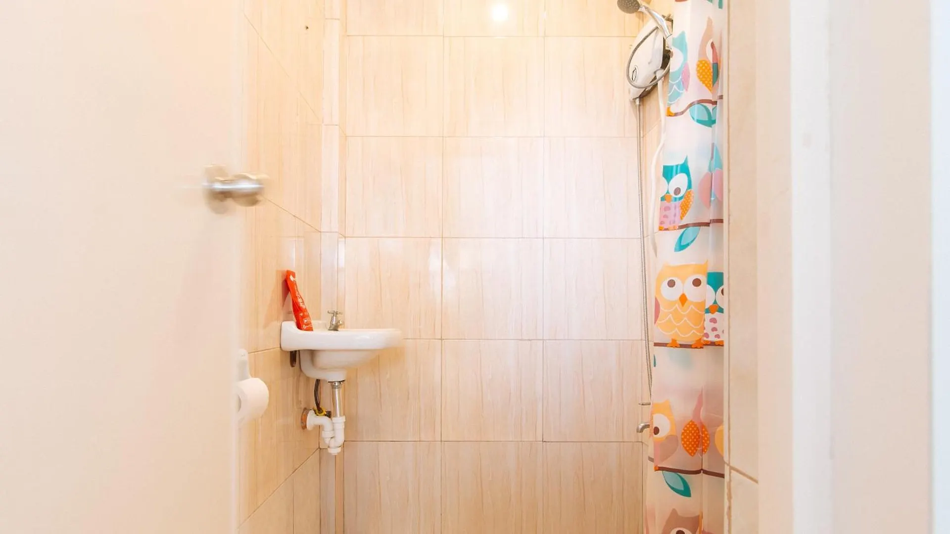 Hotel Reddoorz Near Christ The King Medical Center Las Piñas