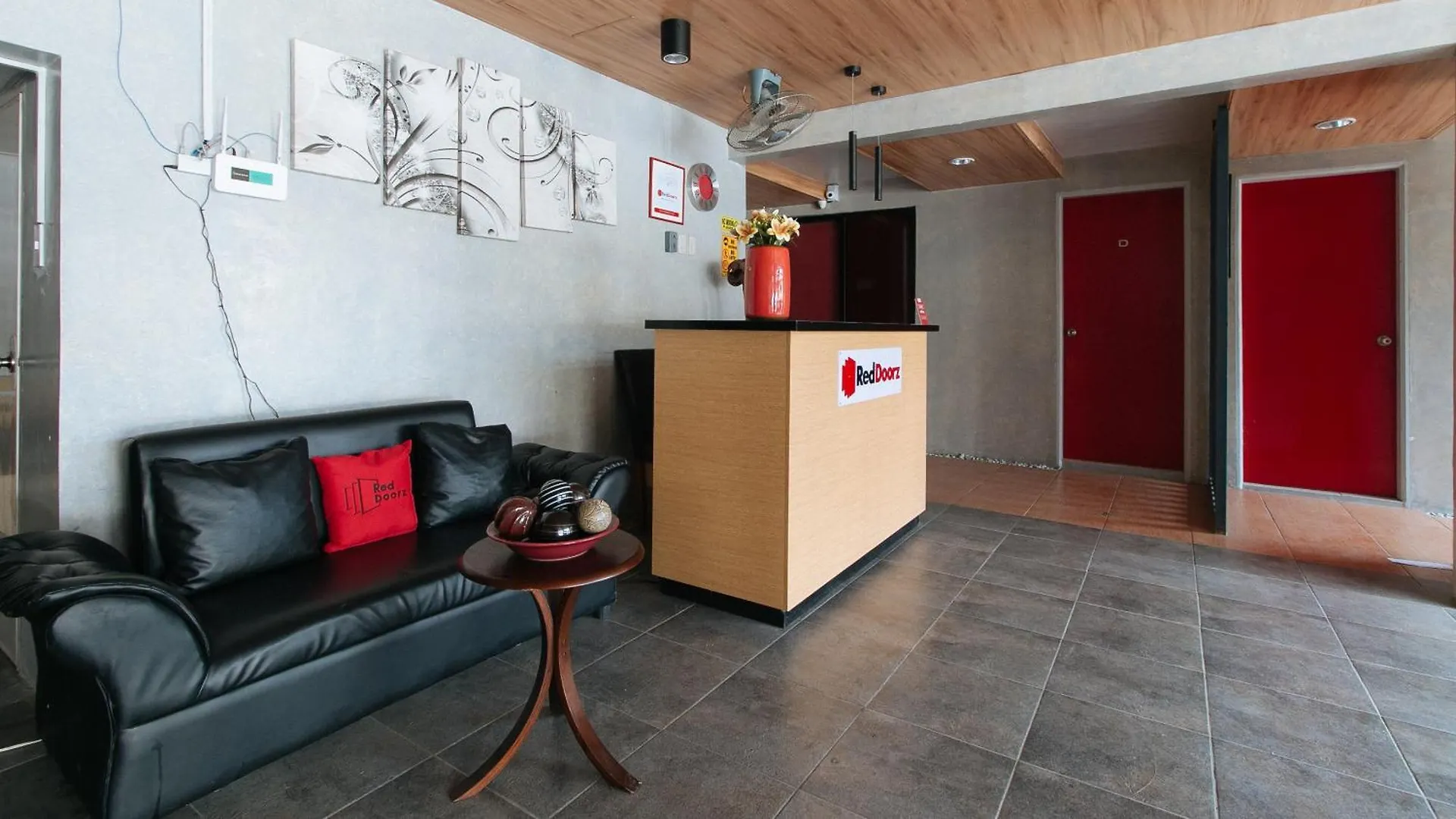 Hotel Reddoorz Near Christ The King Medical Center Las Piñas