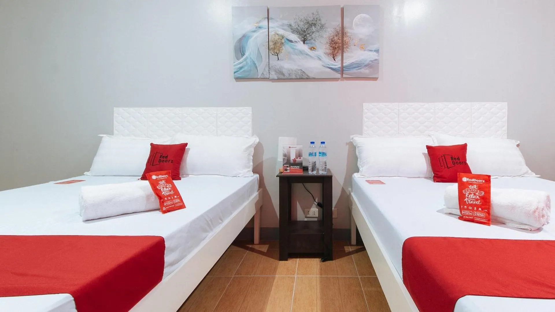 Reddoorz Near Christ The King Medical Center Hotel Las Pinas Philippines