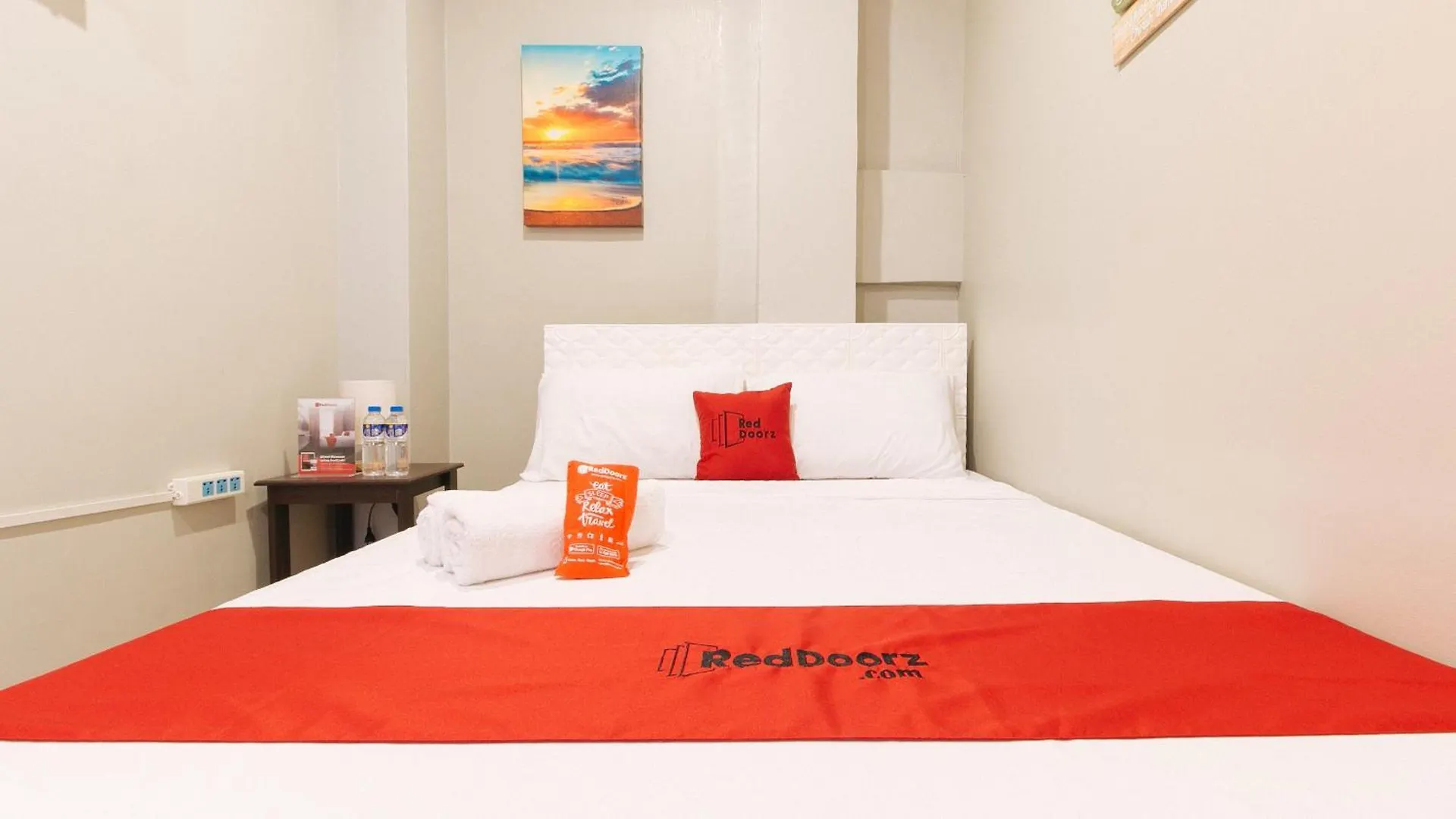 Reddoorz Near Christ The King Medical Center Hotel Las Pinas